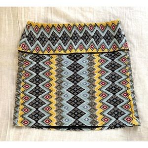 💐3/$12 LOFT Miniskirt Funky Geometric Print